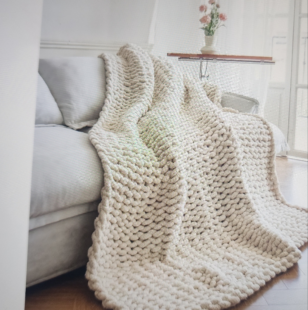 Cream Chunky Knit Blanket
